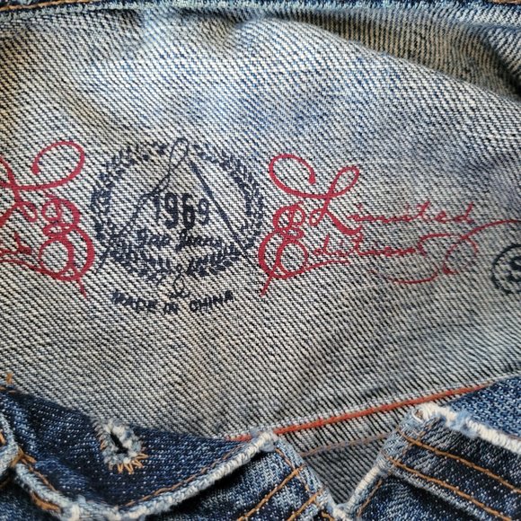 Women’s Gap Jean Jacket. S. Spring, Classic Denim.  EUC - Picture 3 of 6